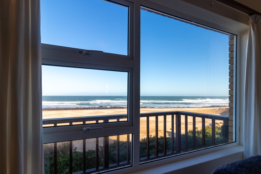 3 Bedroom Property for Sale in Cannon Rocks Eastern Cape
